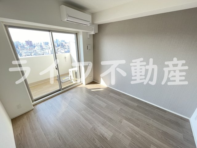 スプランディット高井田の洋室|コンパクトで使いやすい洋室です