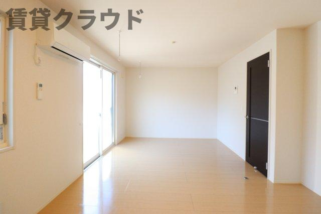 プランドールの居間・リビング|ゆったりとした居間です
