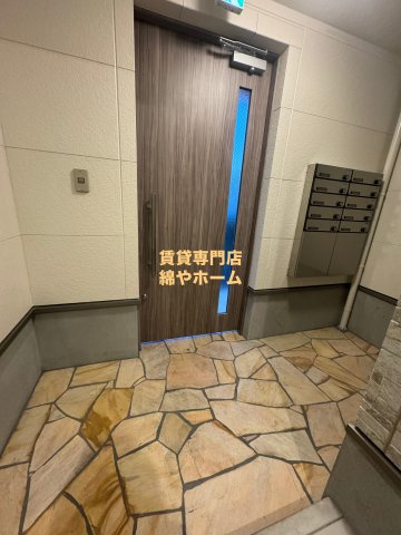 フジパレス加賀屋Ⅲ番館のロビー|建物の内部です