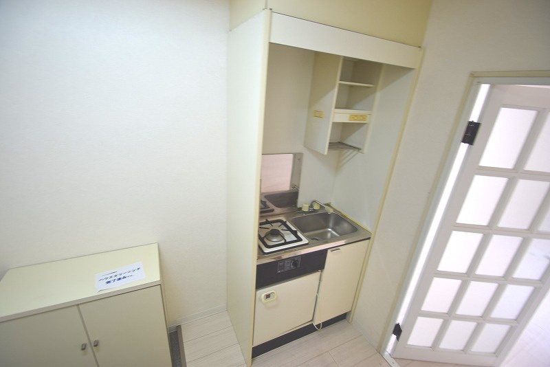 東大阪市御厨栄町２丁目の賃貸マンションの内装