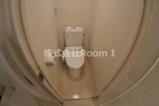 【トイレ】 | アバンダント釣鐘 | 落ち着いた色調のトイレです