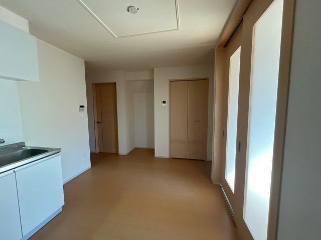 ジュネス　エレガンシアの居間・リビング