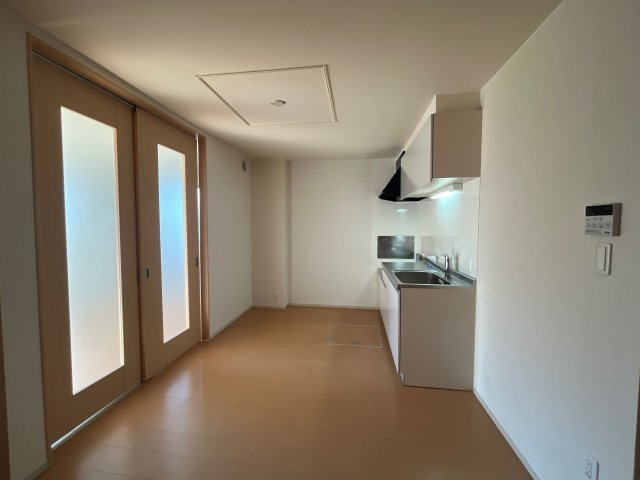 ジュネス　エレガンシアの居間・リビング