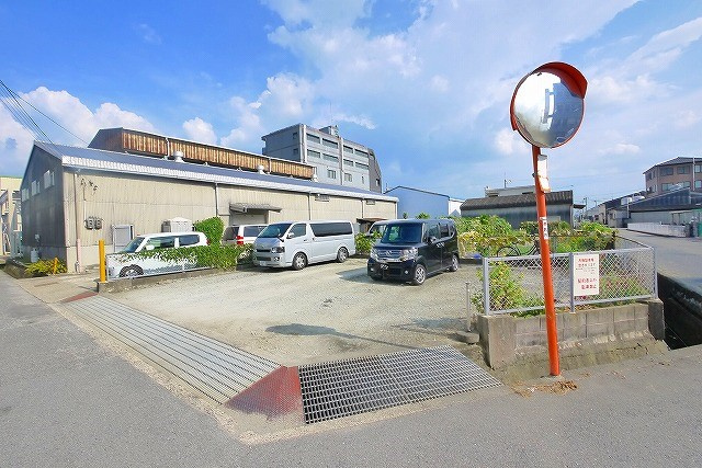吉川北之庄駐車場の外観