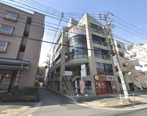 サン八事ビルの外観