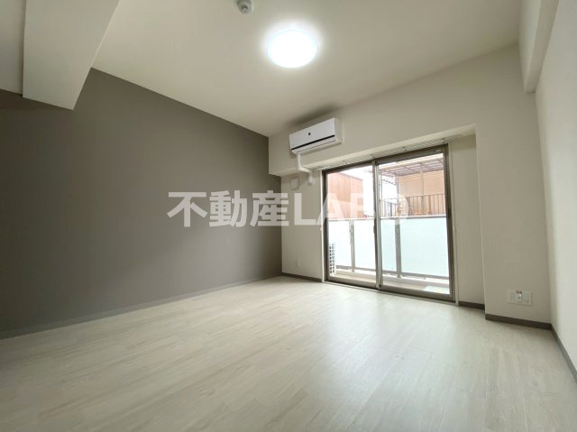 エグゼ大阪ドームⅡの洋室