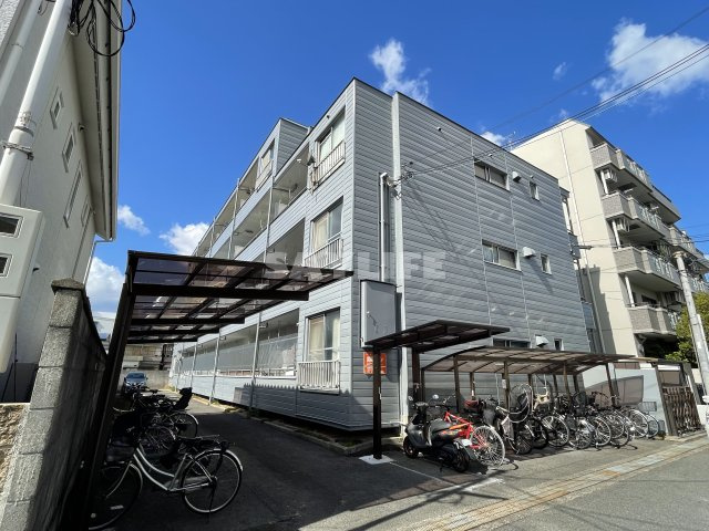 フェリーチェコート