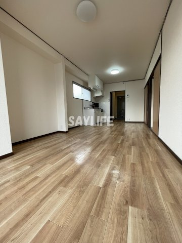 フェリーチェコートの居間・リビング