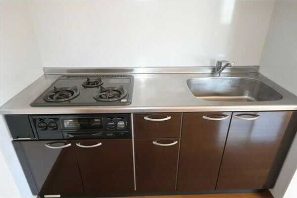 アンプルールリーブル HugelⅡ　　　刈谷市近郊の賃貸はクラスホームのキッチン