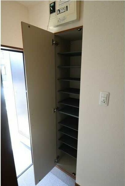 アンプルールリーブル HugelⅡ　　　刈谷市近郊の賃貸はクラスホームの収納