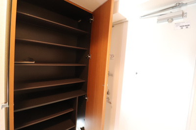 【玄関】 | THYME