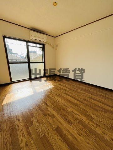 仲介手数料0円！ハイツヒダカの居間・リビング