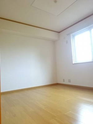 【内装】 | デルソーレＣ | 明るい色調の室内です