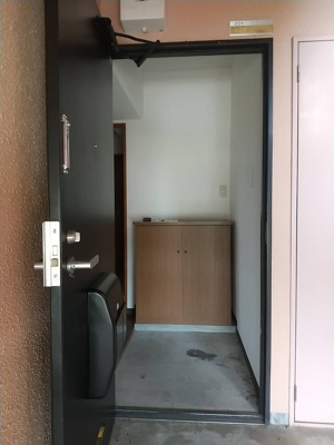 【玄関】 | サンロイヤルマンション | 毎日通る玄関はこちらです