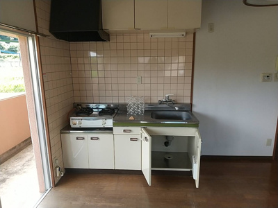 【キッチン】 | サンロイヤルマンション | 使いやすいキッチンです