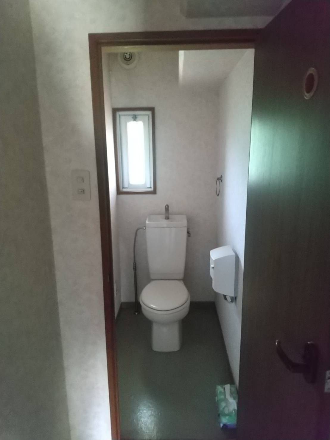 サンロイヤルマンションのトイレ|ゆったりとした空間のトイレです