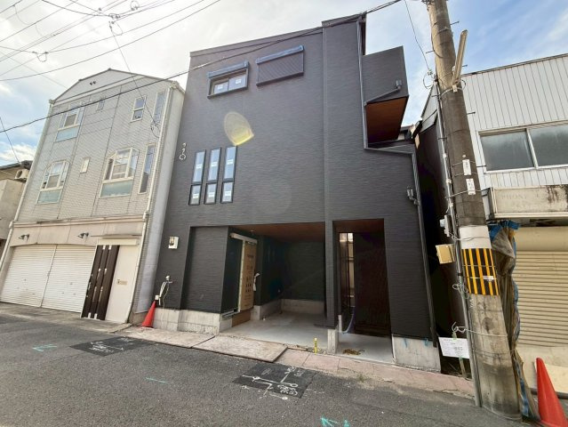 太秦安井藤ノ木町　の外観