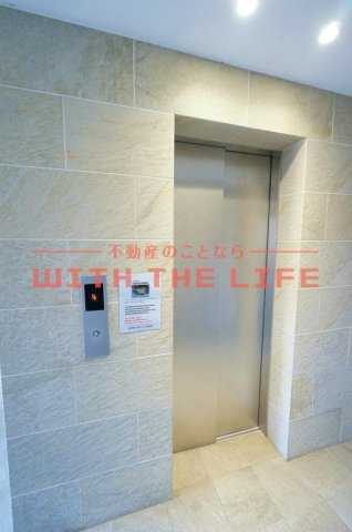 エル・グリシーヌ【10,000円キャッシュバック対象物件】のロビー|毎日通るロビーはこのようになっています