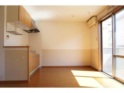 【居間・リビング】 | N・フラットF棟 | 同型別室の写真です。