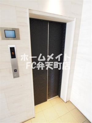 【設備】 | ジュネーゼみなと弁天町 | エレベーター付きです