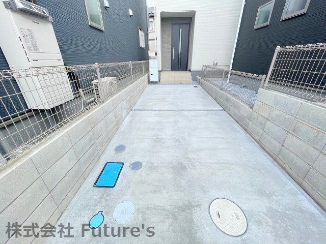 三郷市花和田　新築戸建　全7棟　6号棟の駐車場|カースペース縦列2台可能