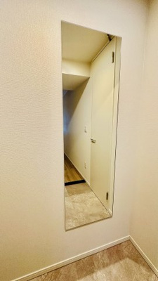 【玄関】 | セリーニオルニス