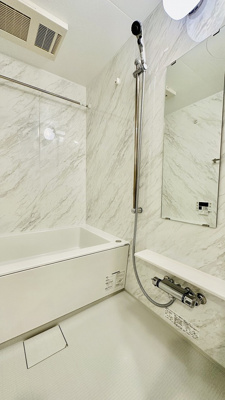 【浴室】 | セリーニオルニス