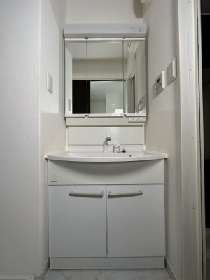 【洗面所】 | オズレジデンス桃谷EAST