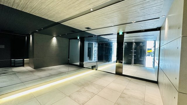 【ロビー】 | S-RESIDENCE堺筋本町Deux