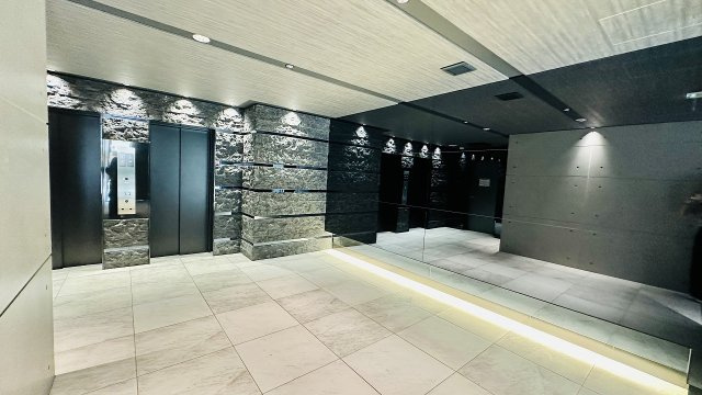 【ロビー】 | S-RESIDENCE堺筋本町Deux
