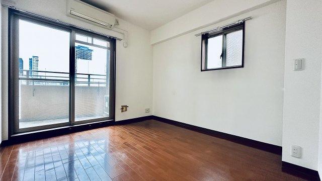 【居間・リビング】 | クラウンハイム本町EAST