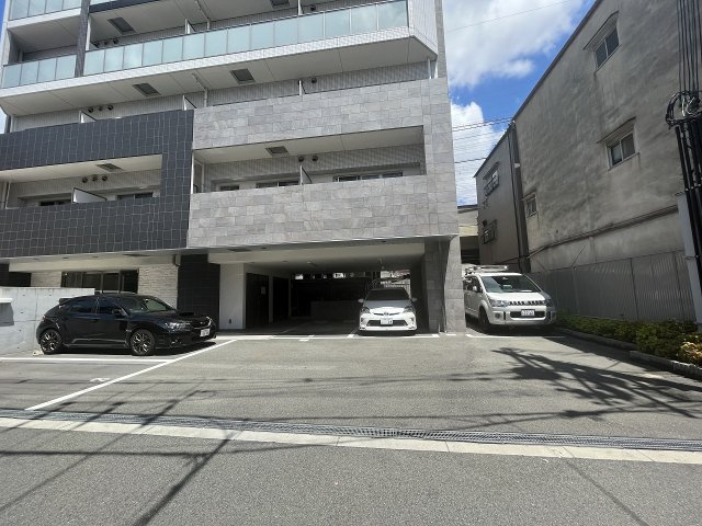 【駐車場】 | リアライズ小路