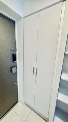 【玄関】 | DOUBLE NINE RESIDENCE TENNOJIMINAMI