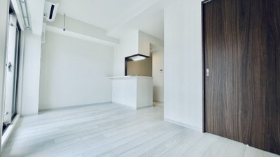 【居間・リビング】 | DOUBLE NINE RESIDENCE TENNOJIMINAMI