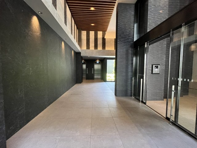 【ロビー】 | CHATEAU NAMBA RIPPLE シャトーナンバリブレ