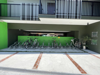 【駐車場】 | BJクローバー