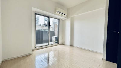 【居間・リビング】 | エスライズ難波EAST