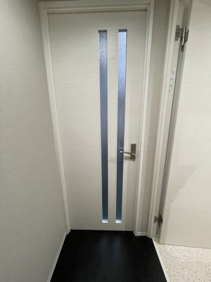 【玄関】 | JESUS SQUARE 日本橋