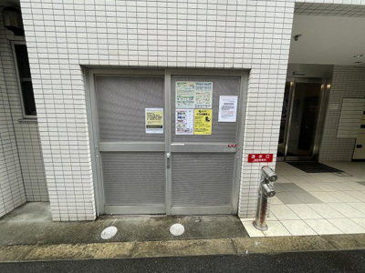 【エントランス】 | JESUS SQUARE 日本橋