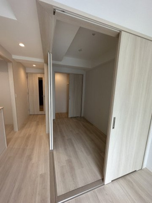 【居間・リビング】 | ラ・ピシーヌ南堀江