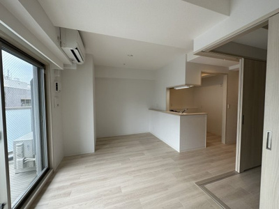 【居間・リビング】 | ラ・ピシーヌ南堀江