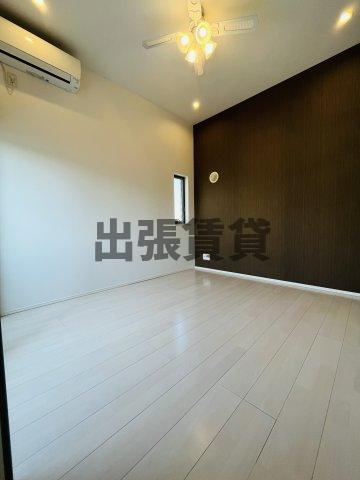 仲介手数料0円！ドンドンパークの居間・リビング