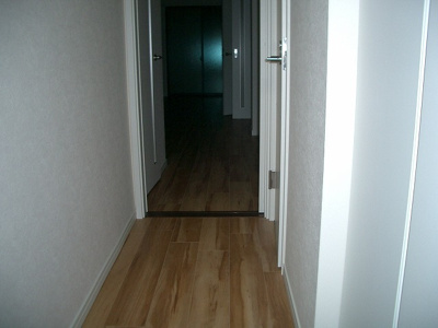 【居間・リビング】 | バルゴイースト | 廊下