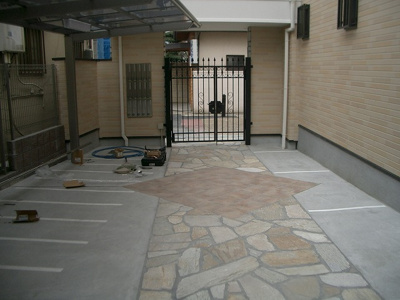 【エントランス】 | バルゴイースト | ゲート内