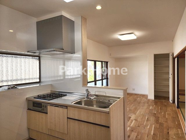 高知市朝倉東町-中古戸建てのキッチン