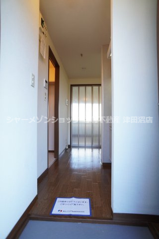 クレール東海神の玄関