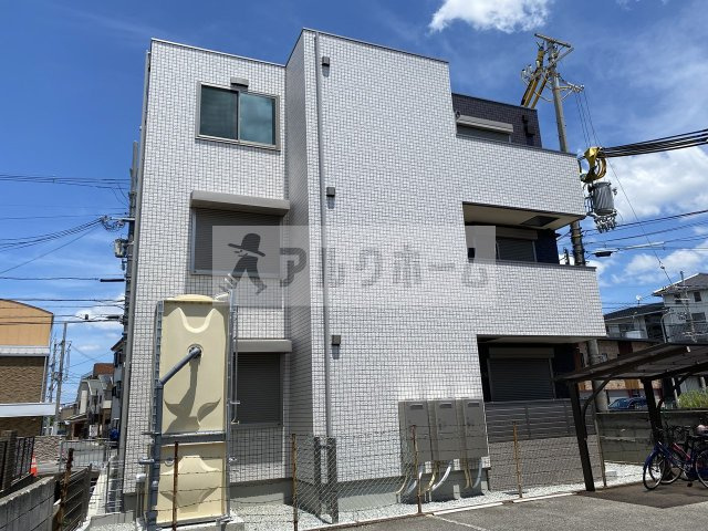 フェリーチェベレーザの外観