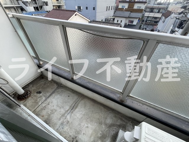 大宝 小阪CTハウスのバルコニー