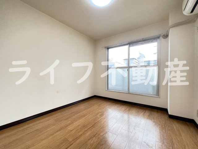 大宝 小阪CTハウスの居間・リビング