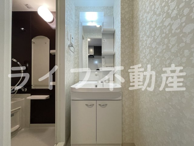 Luxe布施東2の独立洗面台|独立洗面台で身支度をすべて済ませてしまいましょう